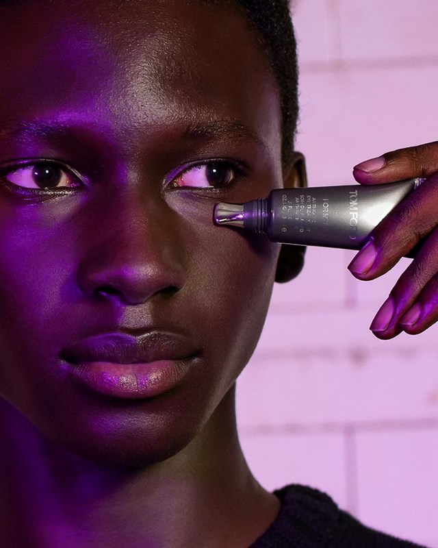 Campanha dos cuidados dermatológicos para homens Tom Ford Beauty