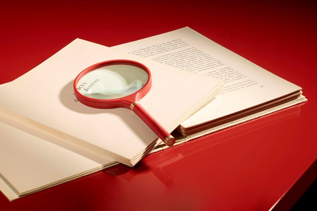 Lupa Archival Magnifying Glass, The Library Collection, Assouline, 295 euros