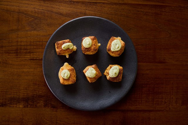 Os bolinhos de queijo e tapioca são protagonistas na carta