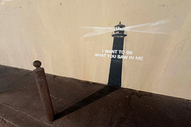 Visão de pormenor do mais recente mural de Banksy, em Marselha