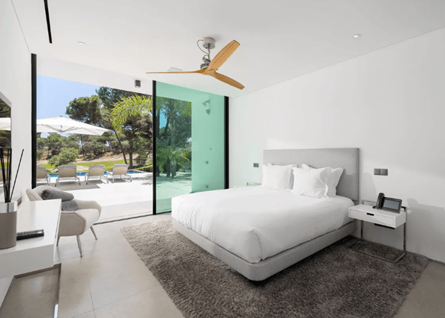 A casa no resort Quinta do Lago tem 6 quartos