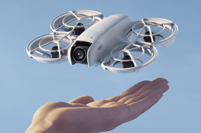 DJI Neo drone