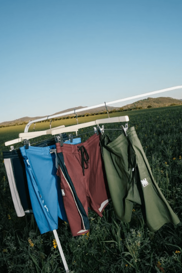 Uma marca com os pés na terra e a cabeça no oceano