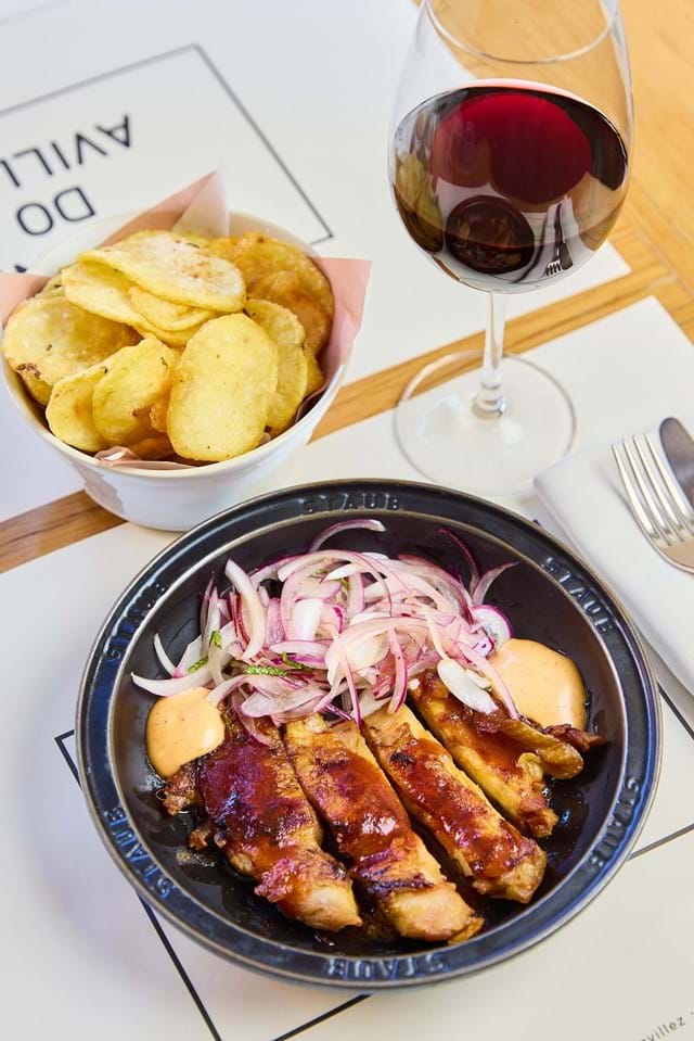 Frango no forno com sabores de viagens