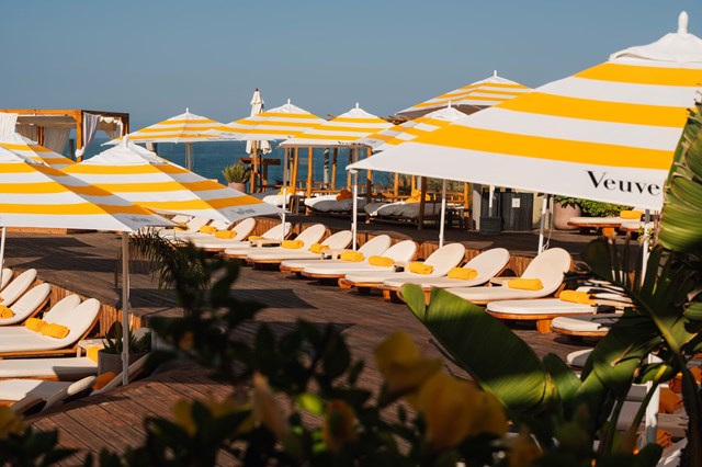 É a primeira temporada do sun club em Portugal