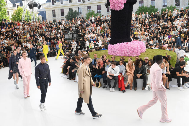 Desfile primaveraverão 2019 Dior por Kim Jones, o desfile de estreia do criador inglês na casa francesa