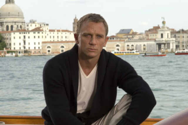 Daniel-Craig-Casino-Royale.jpg