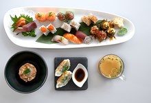 O novo restaurante de sushi perfeito para um almoço de trabalho