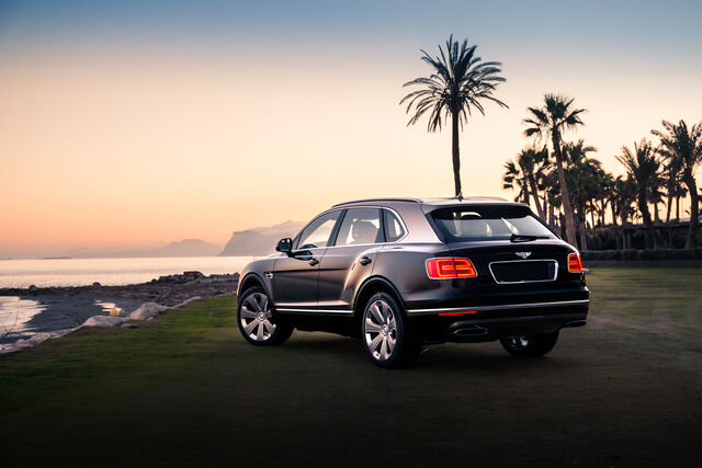 Bentley Bentayga Hybrid