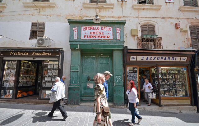 O sempre movimentado centro de La Valeta
