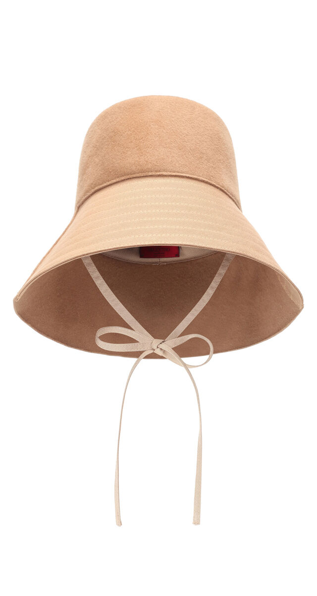 2019-10-01_17_59_55 1 Valentino  MyTheresa P00419511.jpg