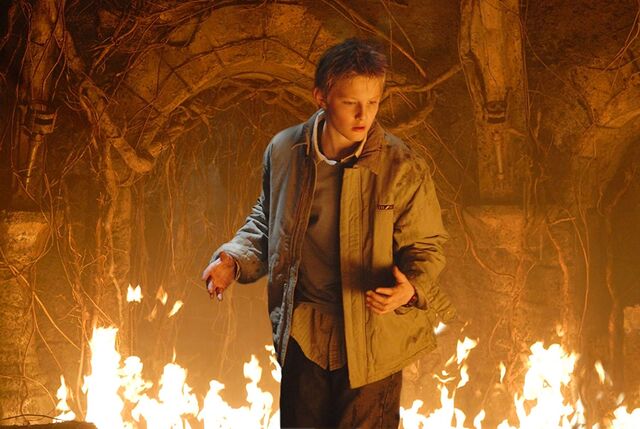 Alexander Ludwig foi Will Stanton no filme 'Os Seis Sinais da Luz' (2007)