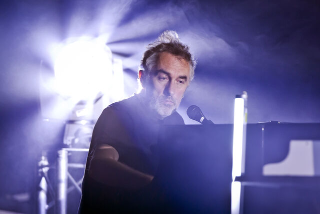 Yann Tiersen anuncia, também, um novo álbum: Portrait.