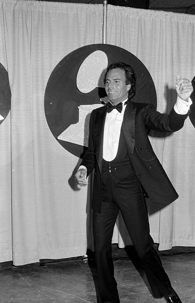 Julio Iglesias