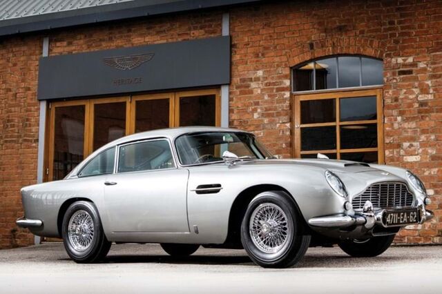 Aston Martin DB 85
