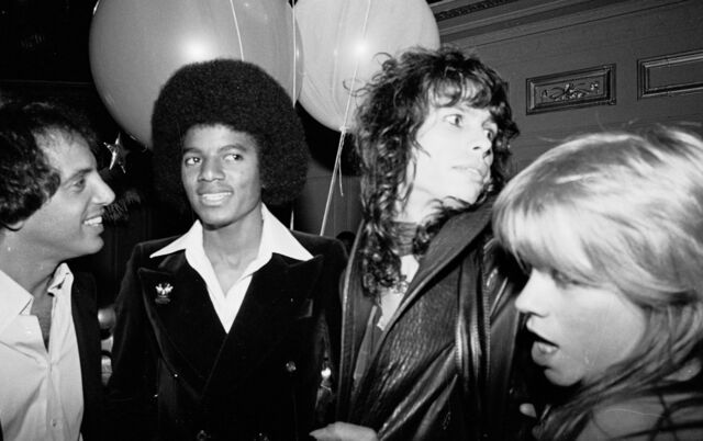 Steve Rubell, Michael Jackson e Steven Tyler no Studio 54, 1977