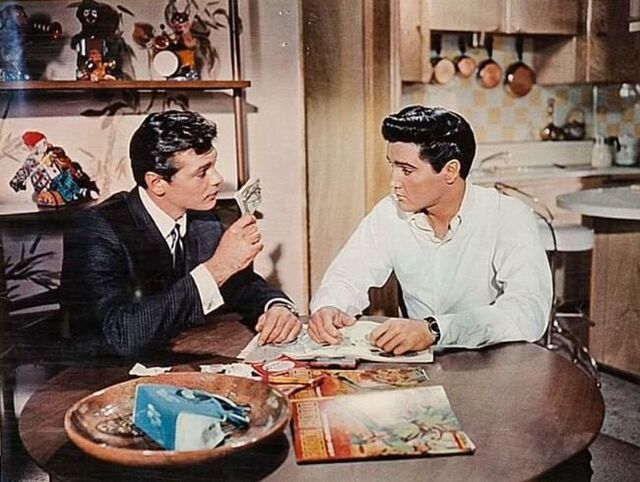 Elvis Presley em "Ruivas, Loiras e Morenas" (1963)