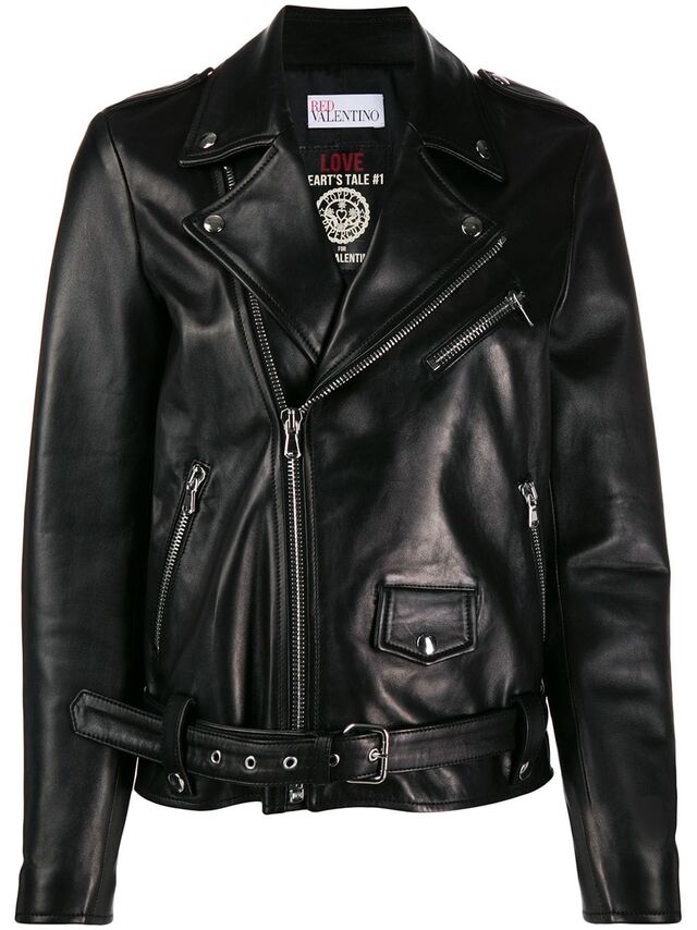 2019-12-30_17_26_38 1a Fatima Mendes 1800E RED Valentino.jpg