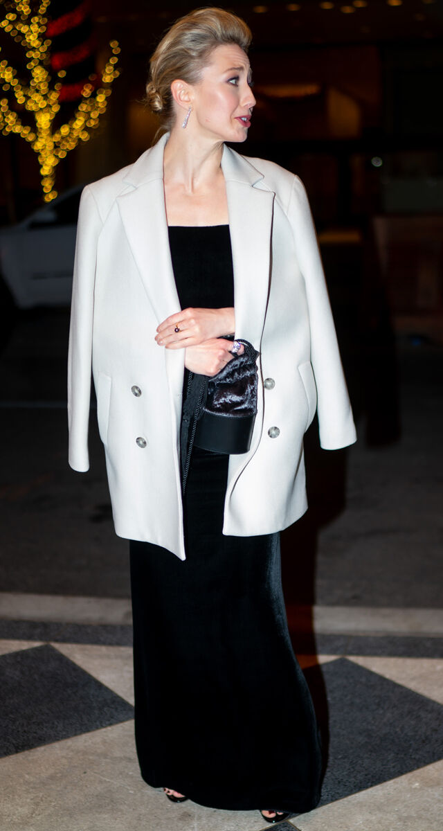 2019-12-30_17_26_48 4 Carrie Coon GettyImages-1192609797.jpg