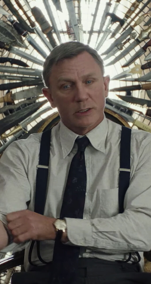 2020-01-06_17_04_54 3 Knives Out4.jpg