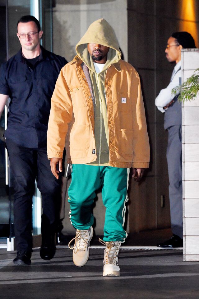 Kanye West, 2016