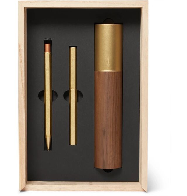 2020-03-30_19_44_42 mrporter_ystudio-w960.jpg