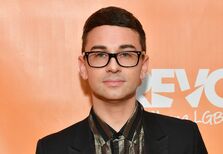 Designers de moda oferecem-se para fabricar máscaras de proteção