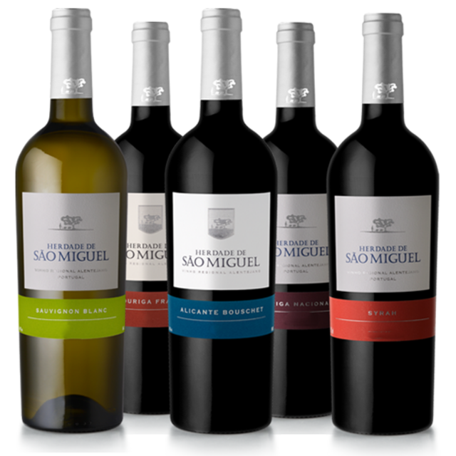 "Monocastas de São Miguel” chega com 6 garrafas: Sauvignon Blanc, Touriga Franca, Touriga Nacional, Syrah, Alicante Bouschet e Alfrocheiro, por 50€
