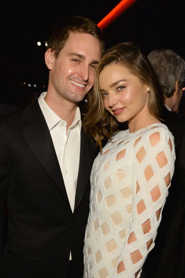 Evan Spiegel, o fundador do Snapchat, é casado com a modelo Miranda Kerr desde 2017.