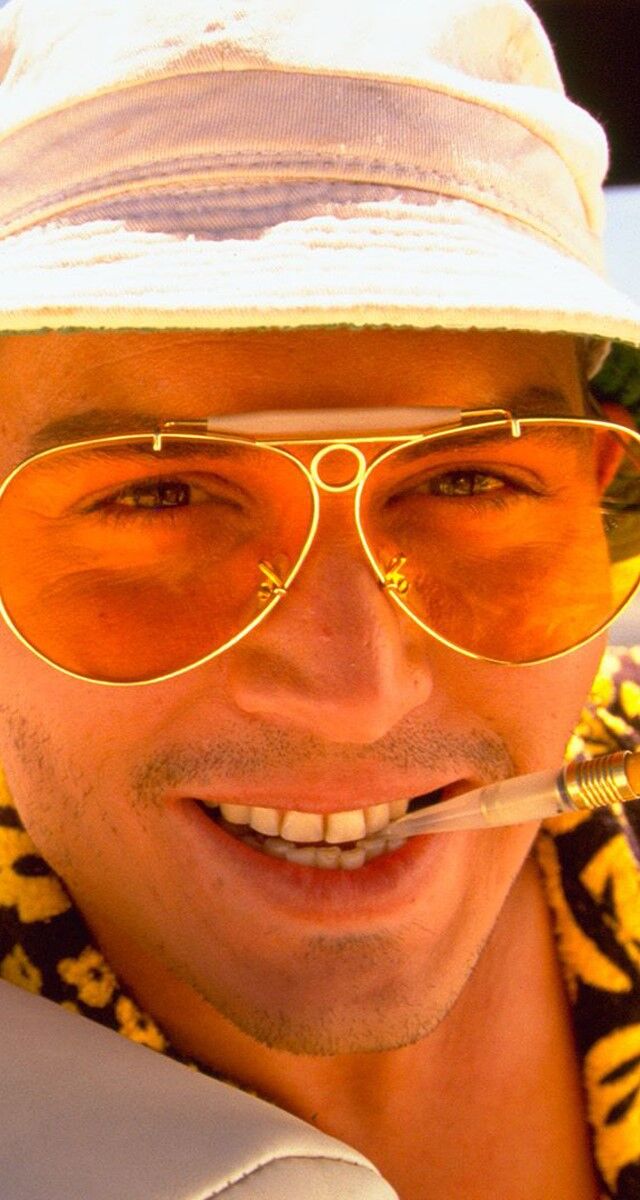 Johnny Depp como Raoul Duke em Delírio em Las Vegas (1998).