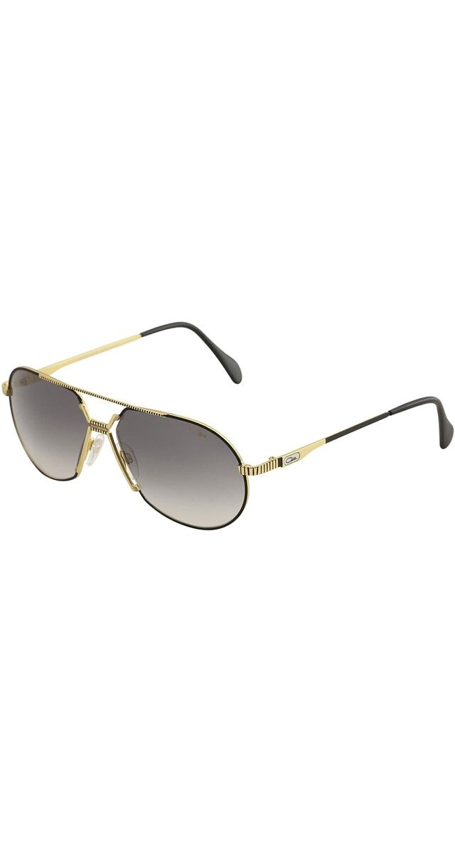 Óculos de sol 968, € 399, Cazal.