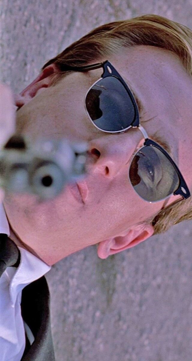 Tim Roth como Mr. Orange em Cães Danados (1992).