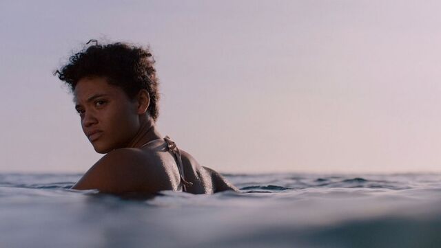 A protagonista de Sweetheart é Kiersey Clemons, no papel de Jenn.