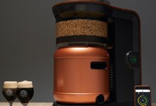 Esta máquina permite fazer a sua própria cerveja em casa