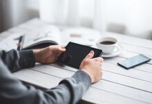 Como sair com elegância de um grupo de WhatsApp