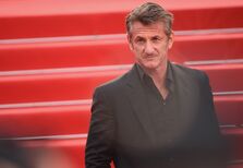 Sean Penn celebra 60 anos