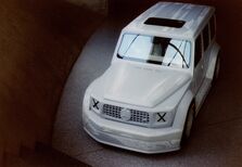 Diretor artístico da Louis Vuitton desenhou Mercedes Classe G de corridas