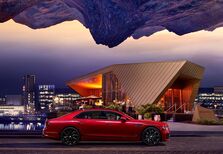 Flying Spur V8 é o novo trunfo da Bentley 