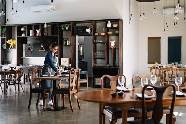"The Folly, o tal restaurante decorado com porcos"