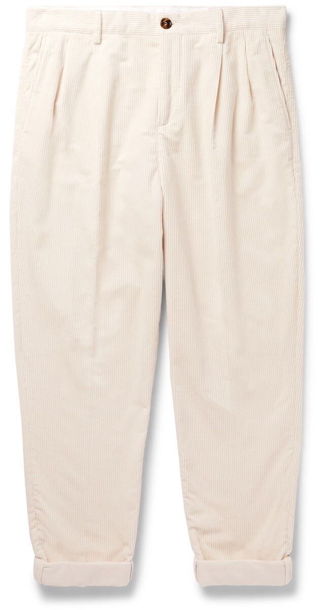 Calças em veludo cotelê, € 680, Brunello Cucinelli.