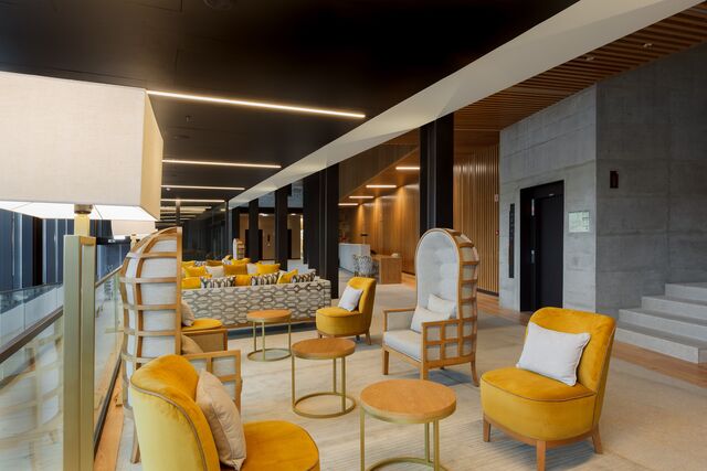 Interior do NEYA Porto Hotel