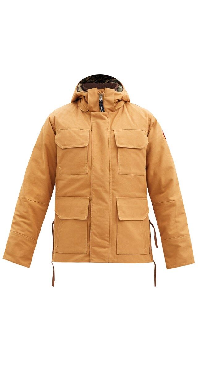 Parka impermeável, € 1391, Junya Watanabe.