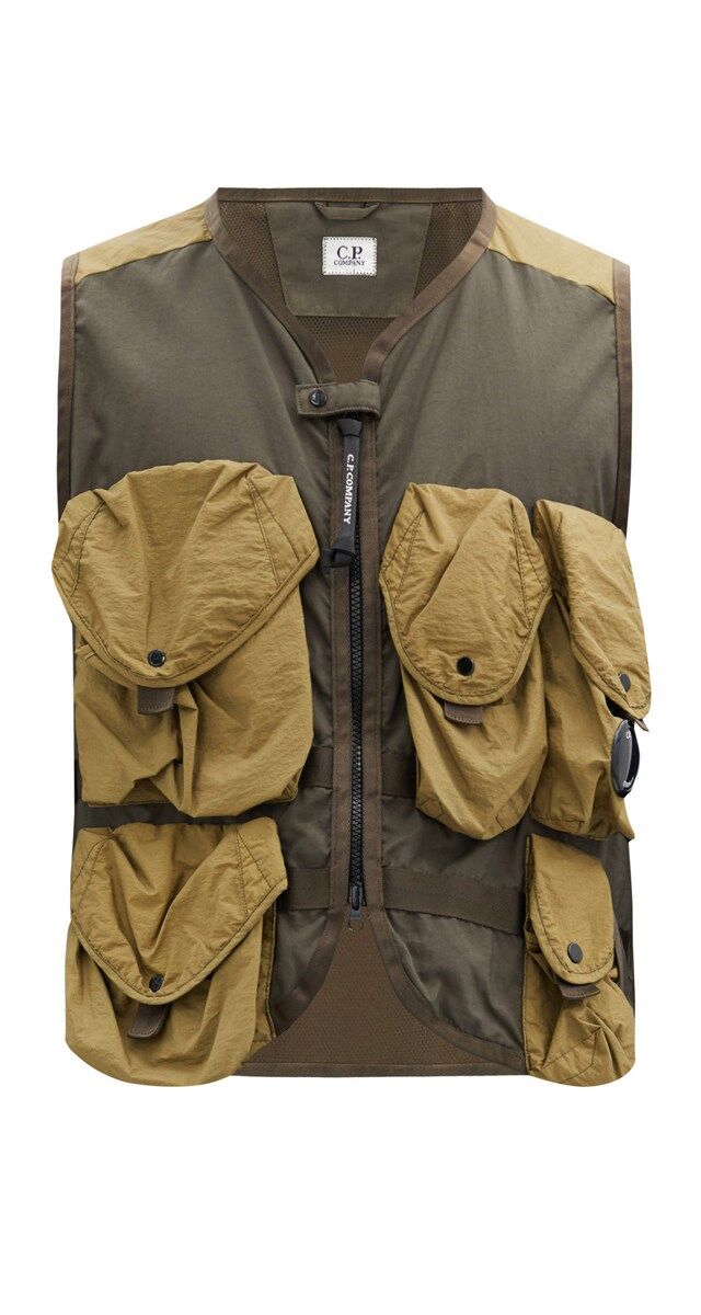 Colete em algodão, € 416, CP Company.