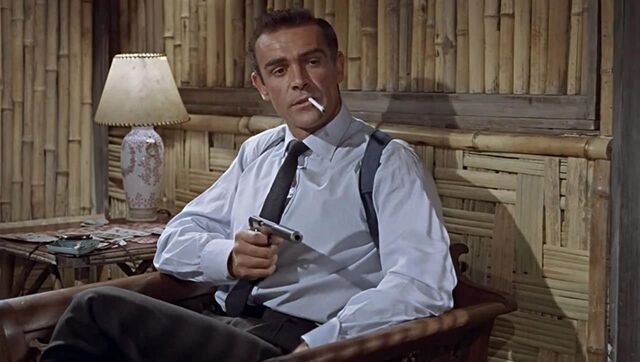 Sean Connery em Dr. No (1962)