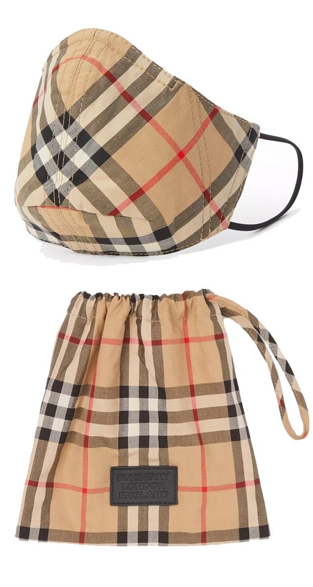 Máscara em algodão estampado (vendida com saco de transporte), € 100, Burberry.