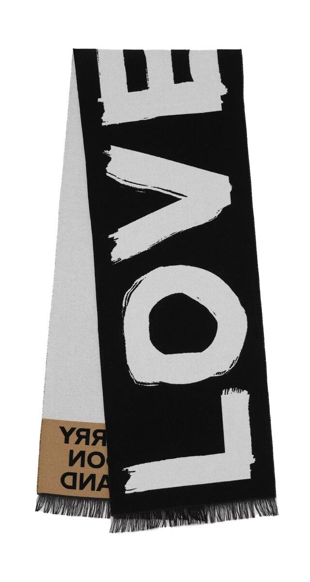 2020-12-15_19_18_58 11 Burberry.jpg