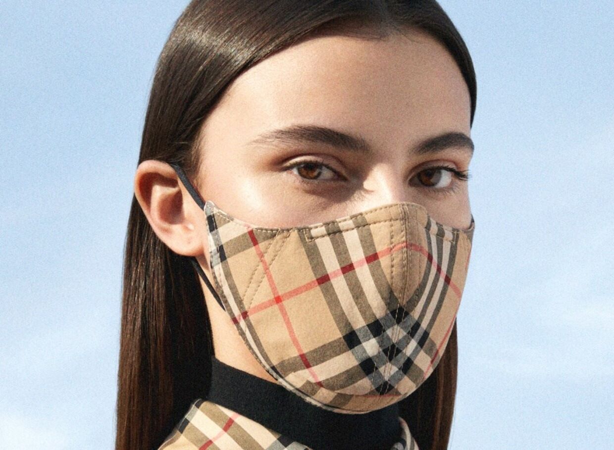 Máscara facial Burberry