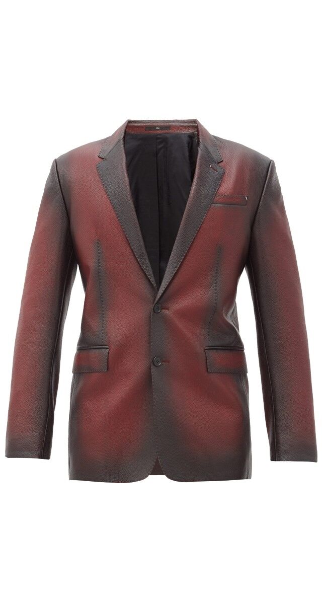 Blazer em pele, € 5400, Berluti