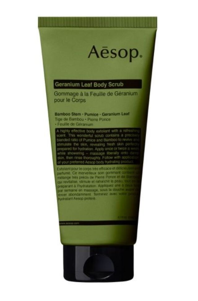 Esfoliante corporal Geranium Leaf, €30, Aesop, em skinlife.pt