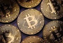 Bitcoin vale, pela primeira vez, perto de 50 mil dólares